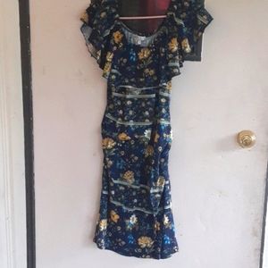 Two beautiful maternity dress Large
